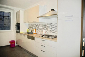  Apartments near Baotić  Трогир